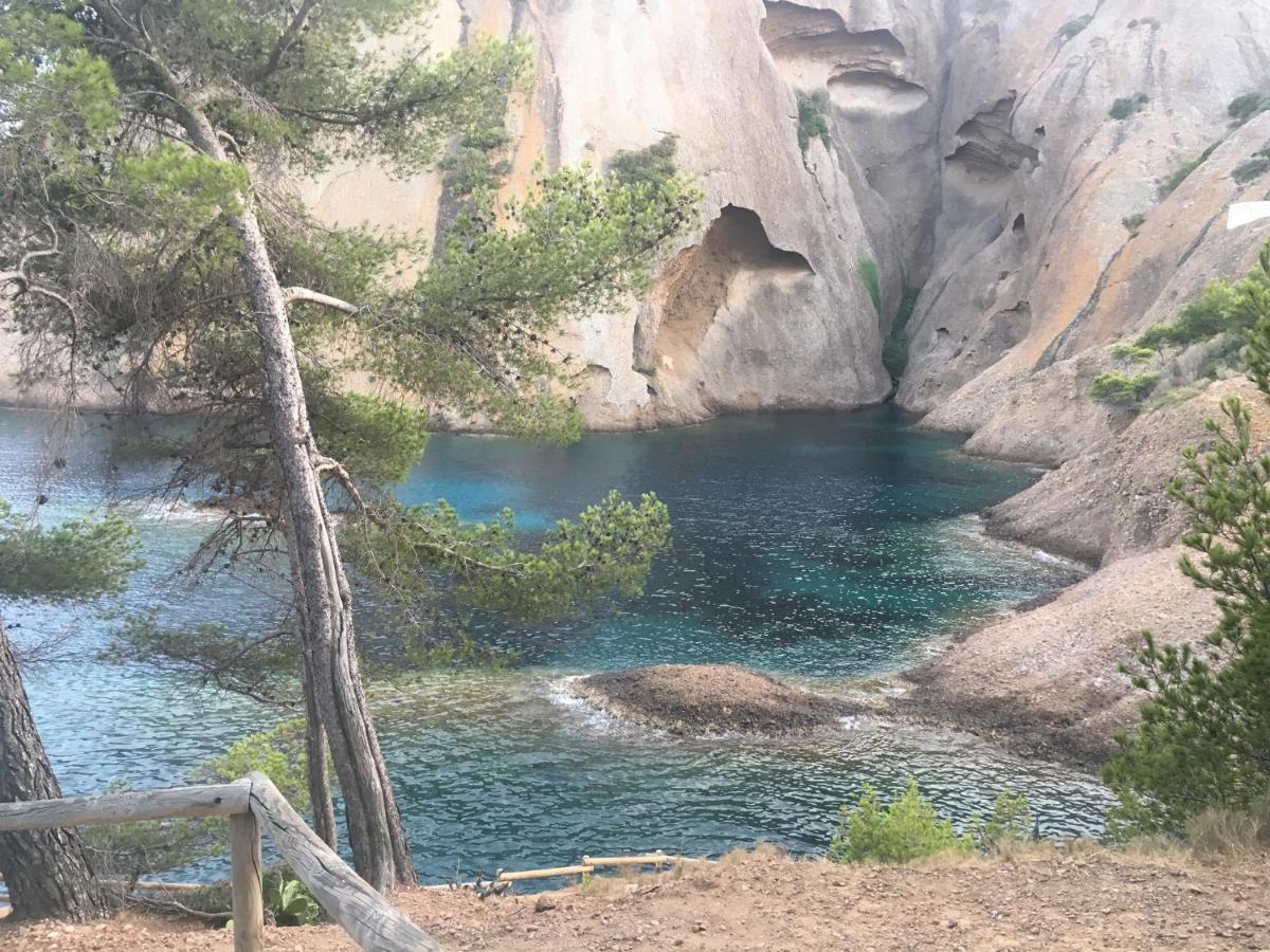 Fanny Wifi Climatise Tout A Pieds 4 Personnes La Ciotat Buitenkant foto